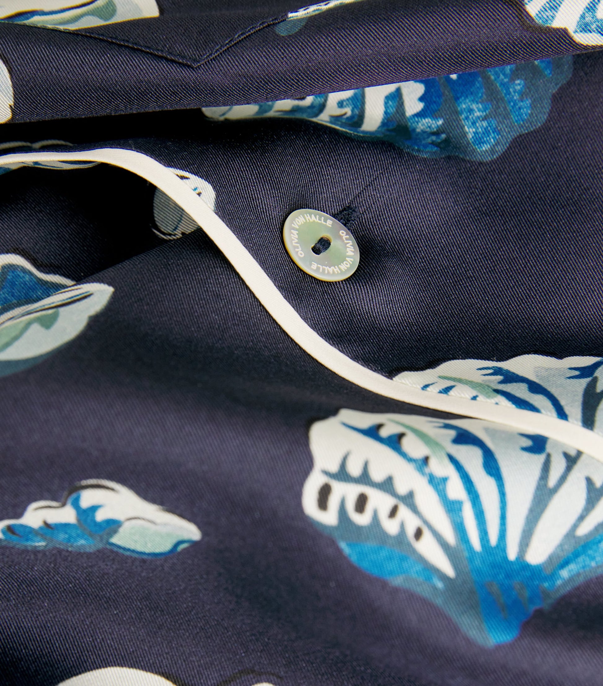 Silk Yves Nautilus Pyjama Set