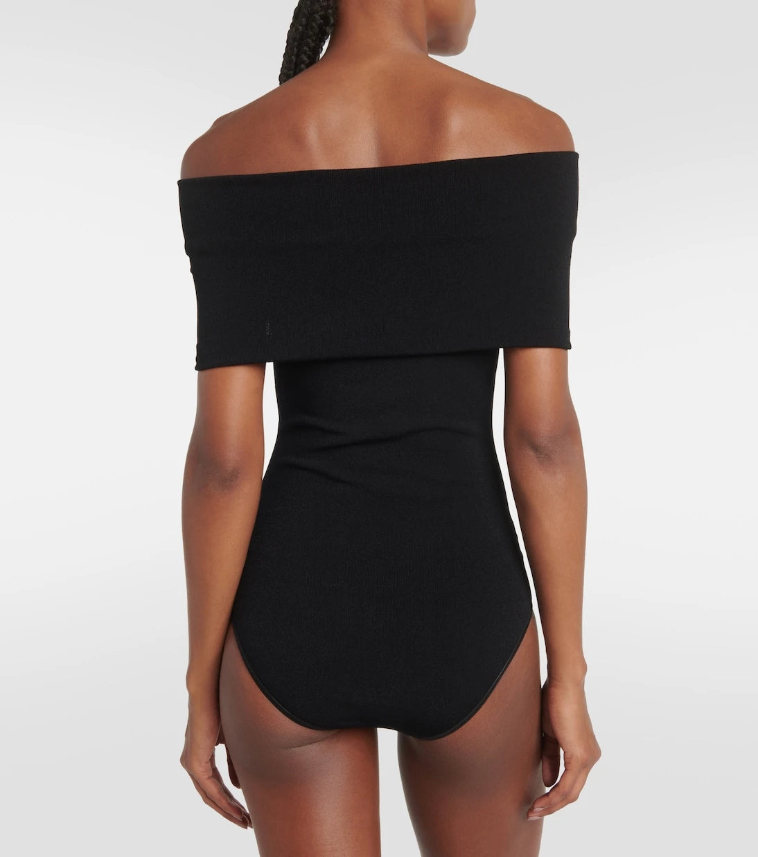 Alaïa - بودي سوت محبوك مكشوف الأكتاف