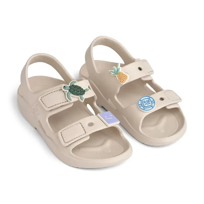 Liewood çocuklar için açık topuklu sandalet ayakkabı Lilo Sandals with Charms