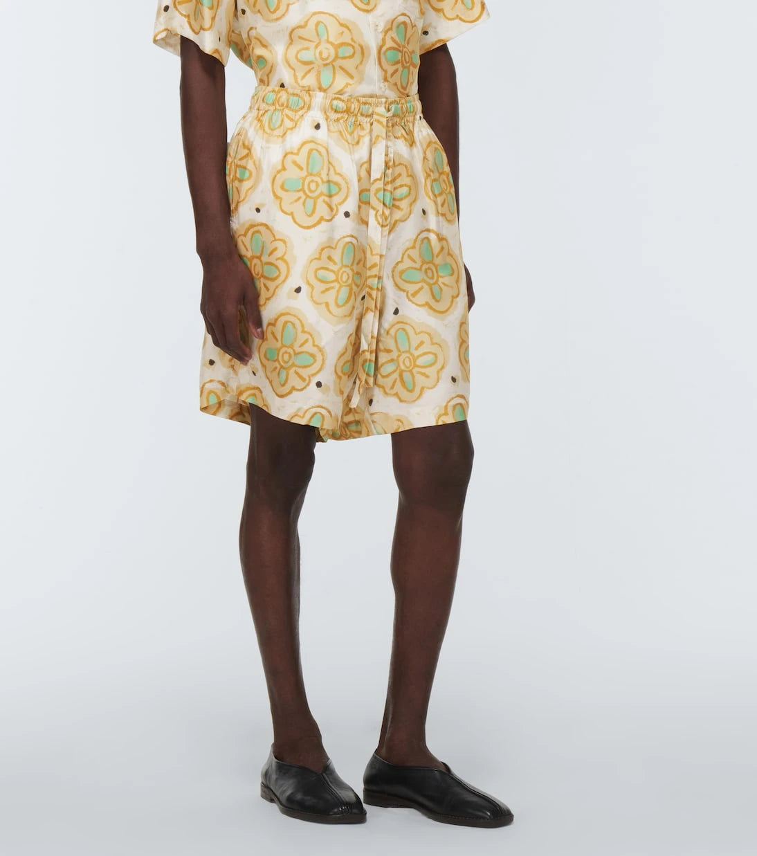 Commas - Printed silk shorts