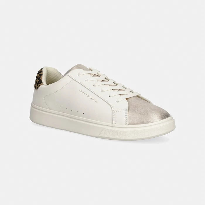 Tommy Hilfiger маратонки за деца
