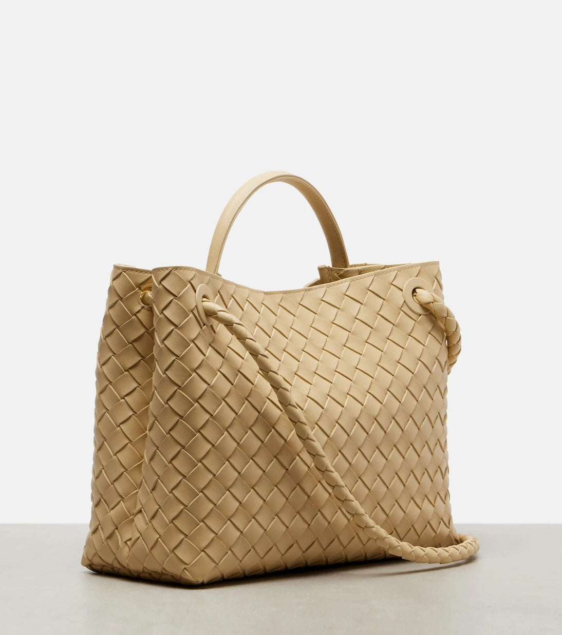 Bottega Veneta - Andiamo Medium leather tote bag