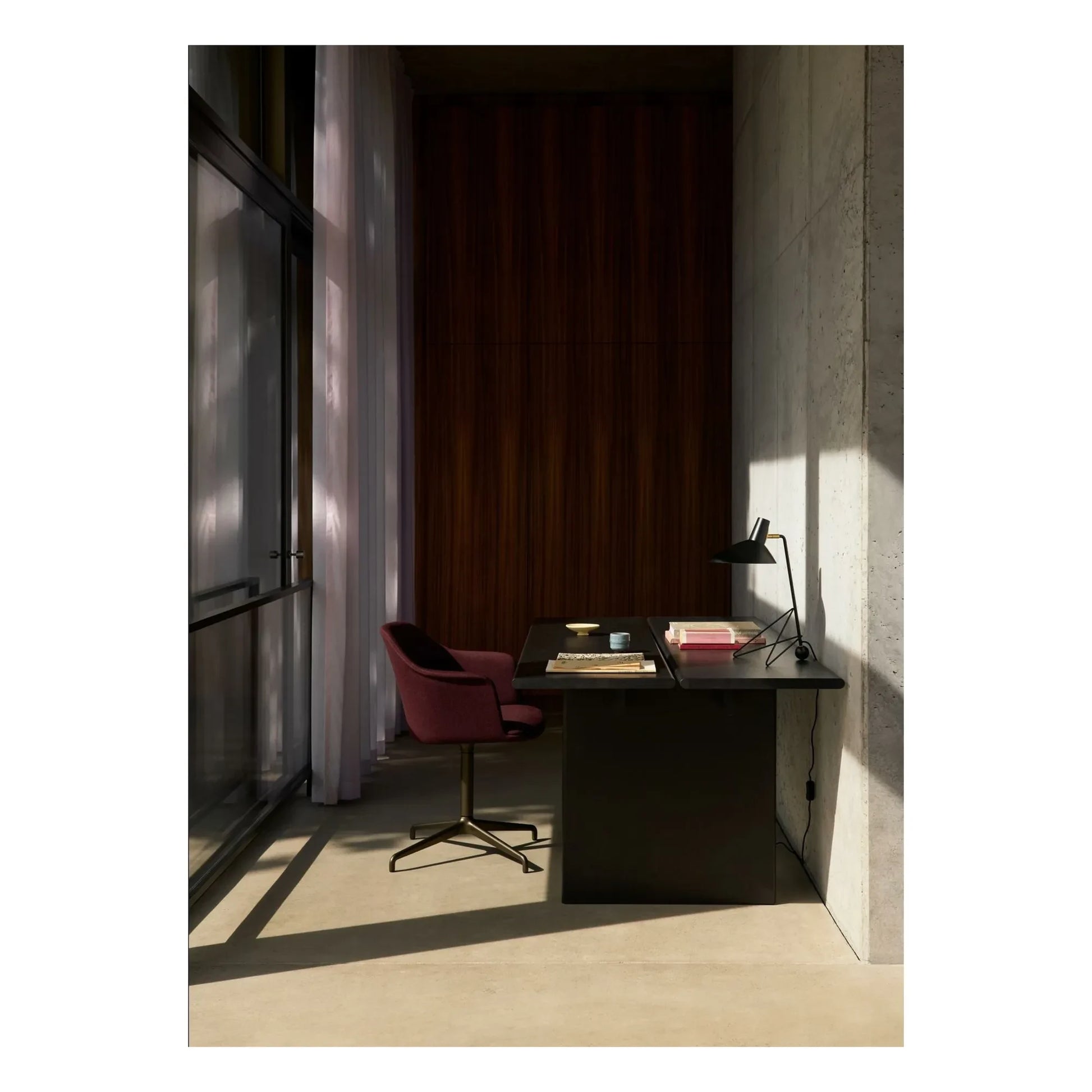 & Tradition - Ita OS1 dining table | Dark Oak