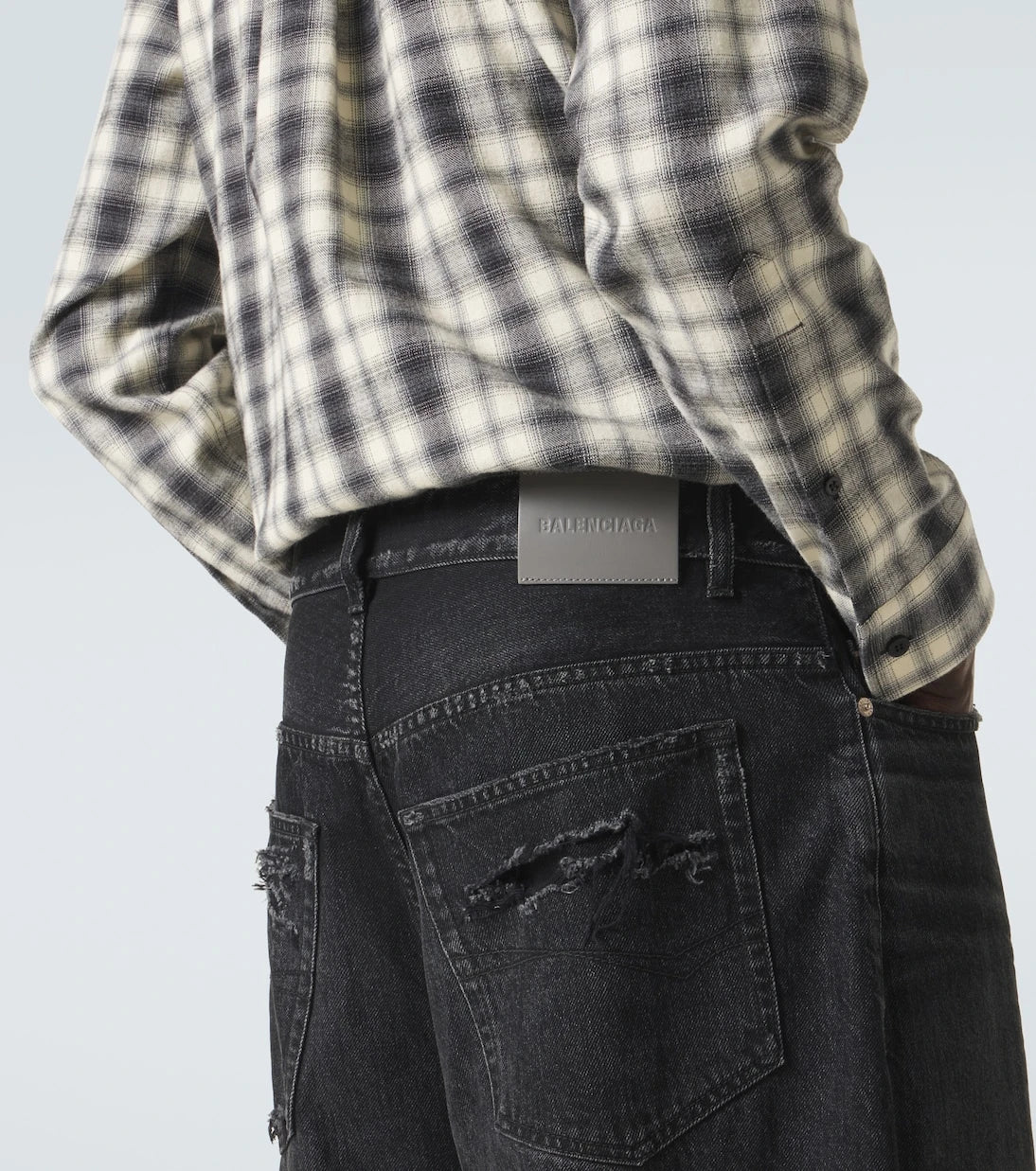 Balenciaga - Barrel-leg jeans