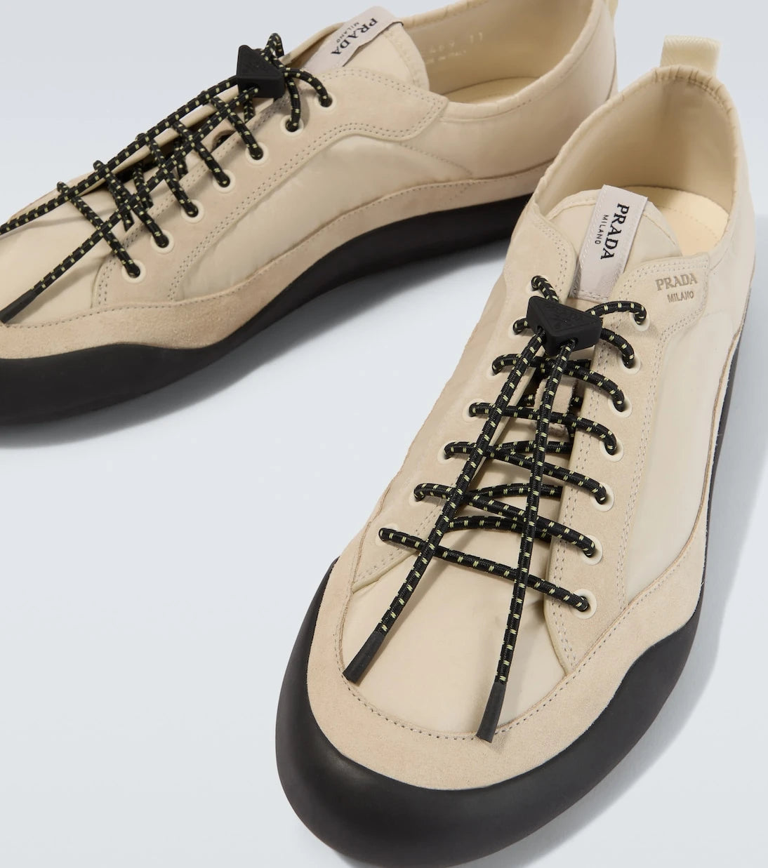 Prada - حذاء سنيكرز سبيدروك من ري-نايلون والشمواه