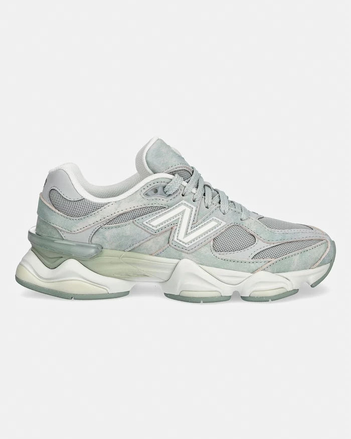 New Balance 9060 Kadın Spor Ayakkabı