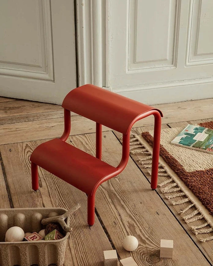 Табуретка ferm LIVING Up Step Stool