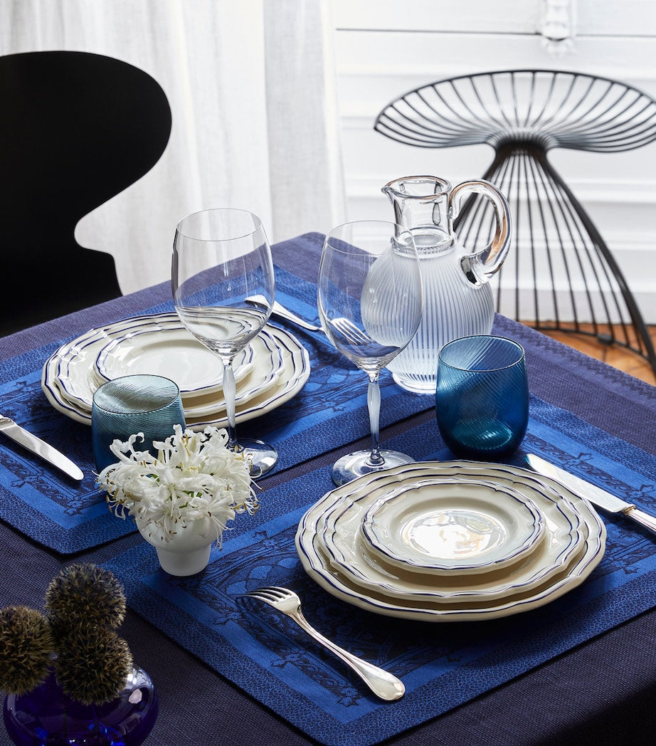 Set of 4 Filets Bleu Canapé Plates (23cm)