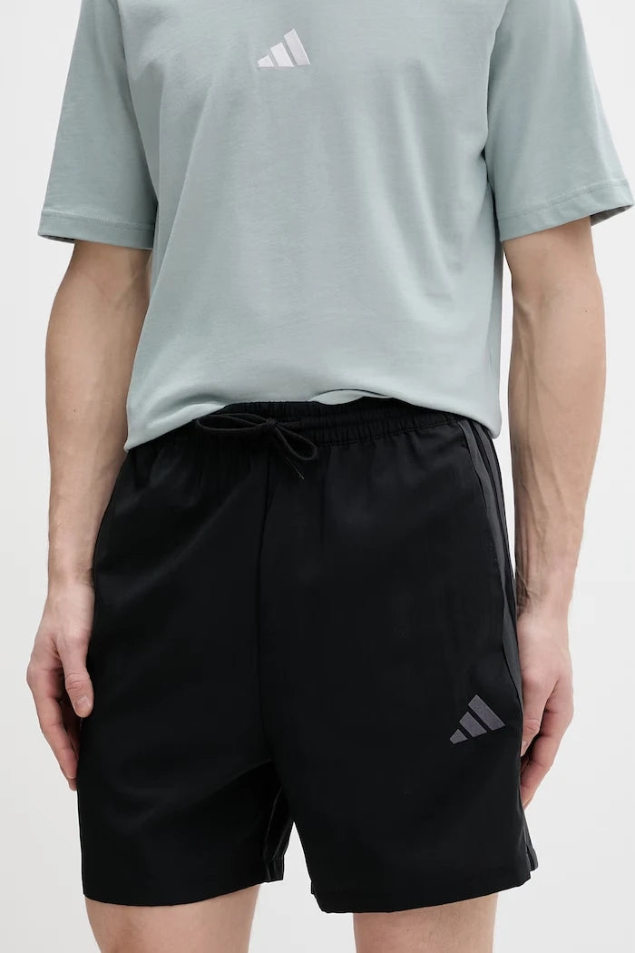 Къс панталон adidas