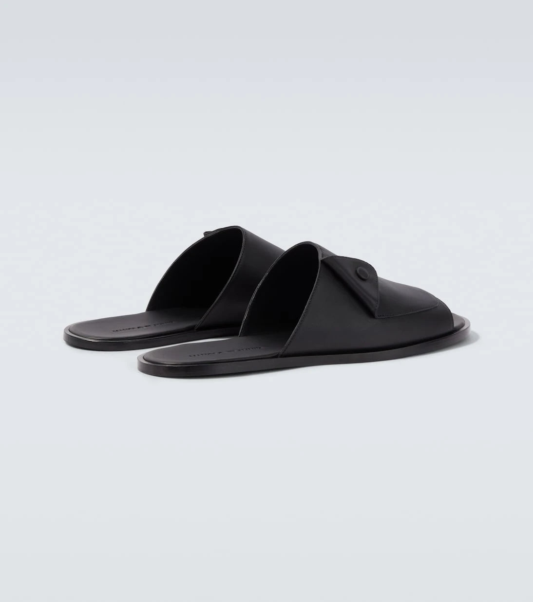 Manolo Blahnik - Lino leather sandals