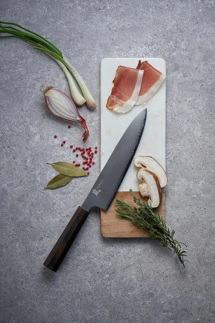 Кухненски нож Yaxell Hana 20 cm
