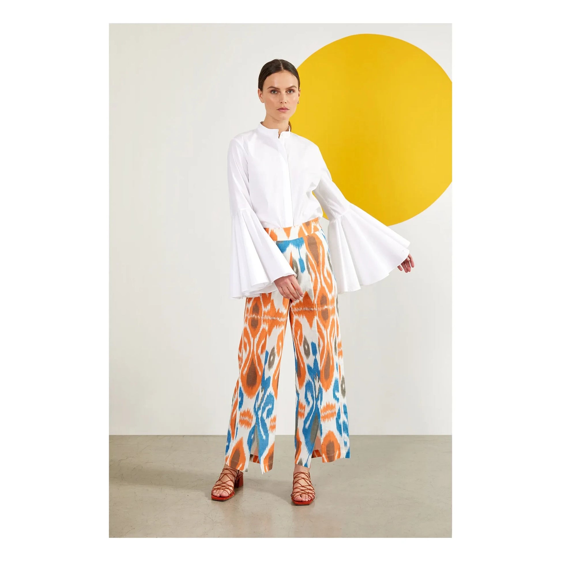 Maria de la Orden - Bellflower blouse | White