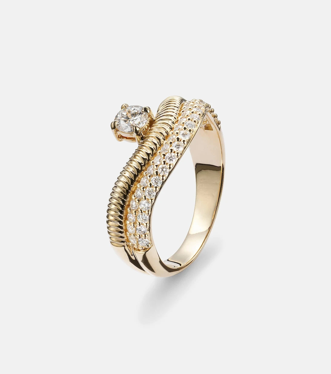 Stone and Strand - Anjelica 14kt gold ring with diamonds
