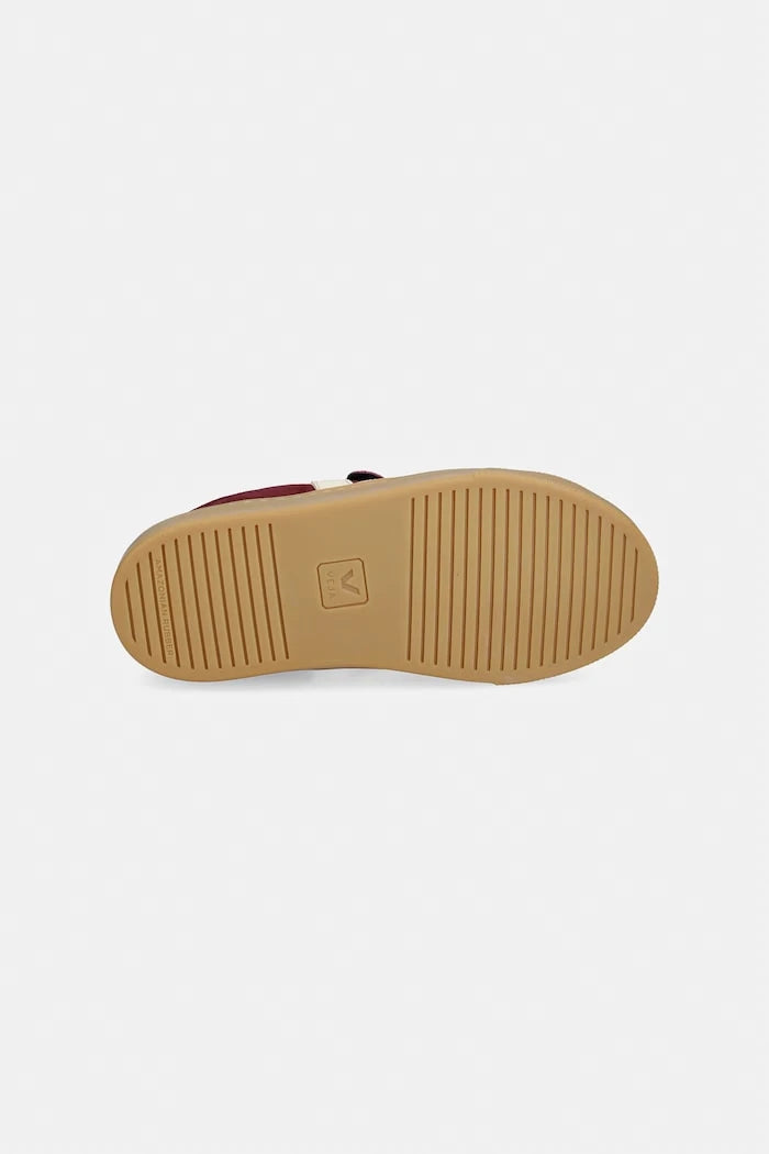 Veja Small Esplar маратонки за деца от велур