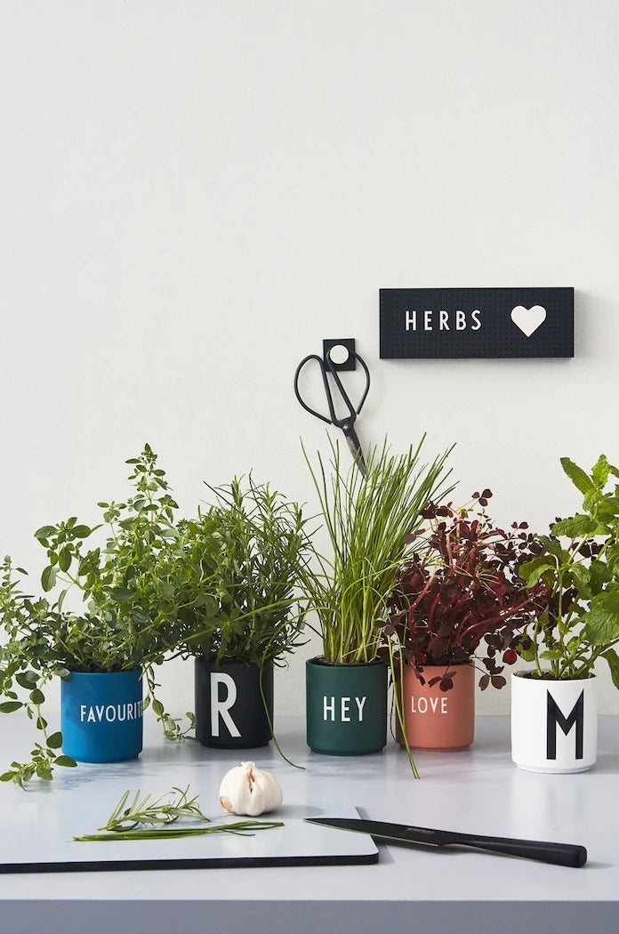 Чаша Design Letters Favourite 250 ml