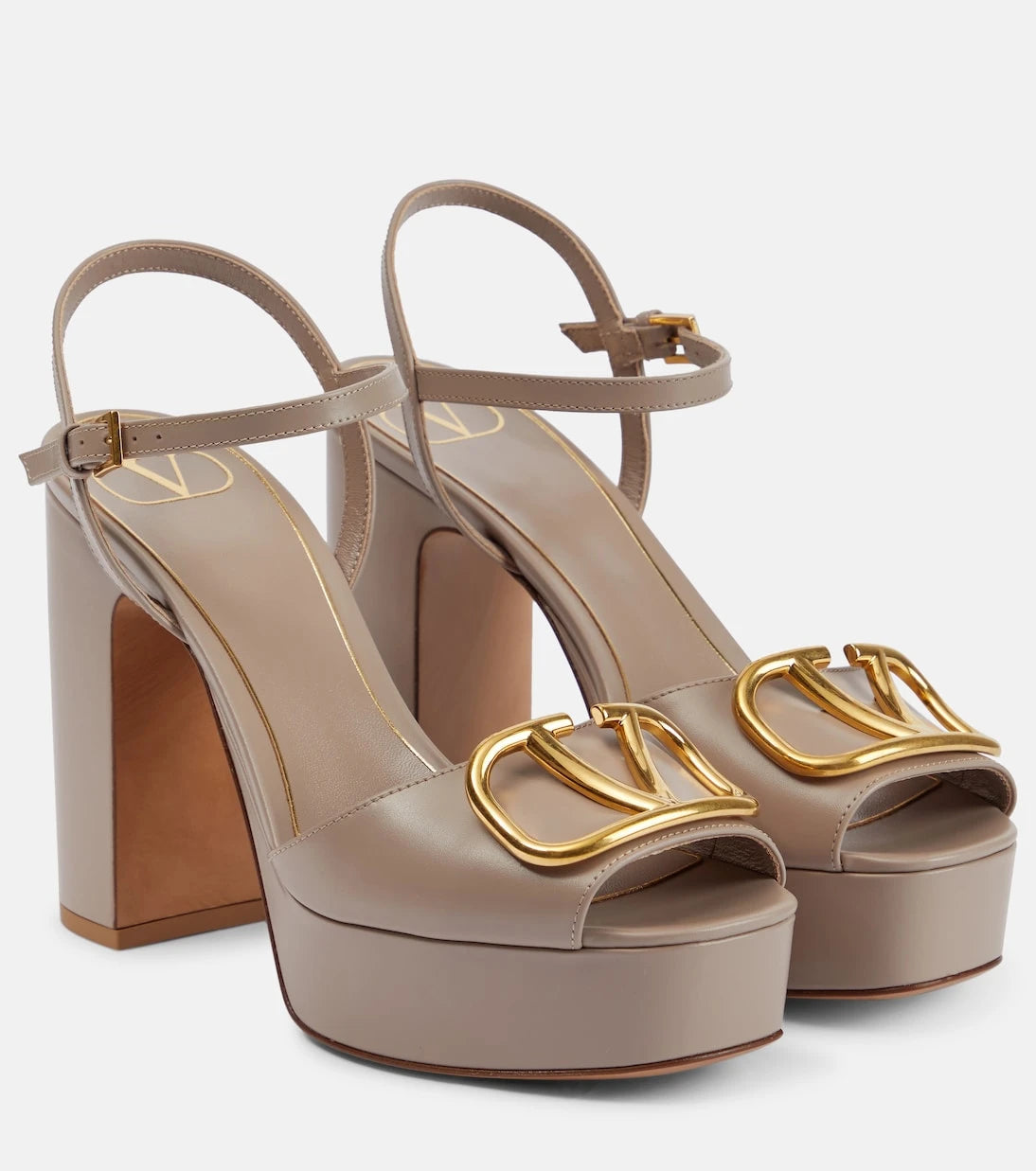 Valentino Garavani - VLogo leather platform sandals