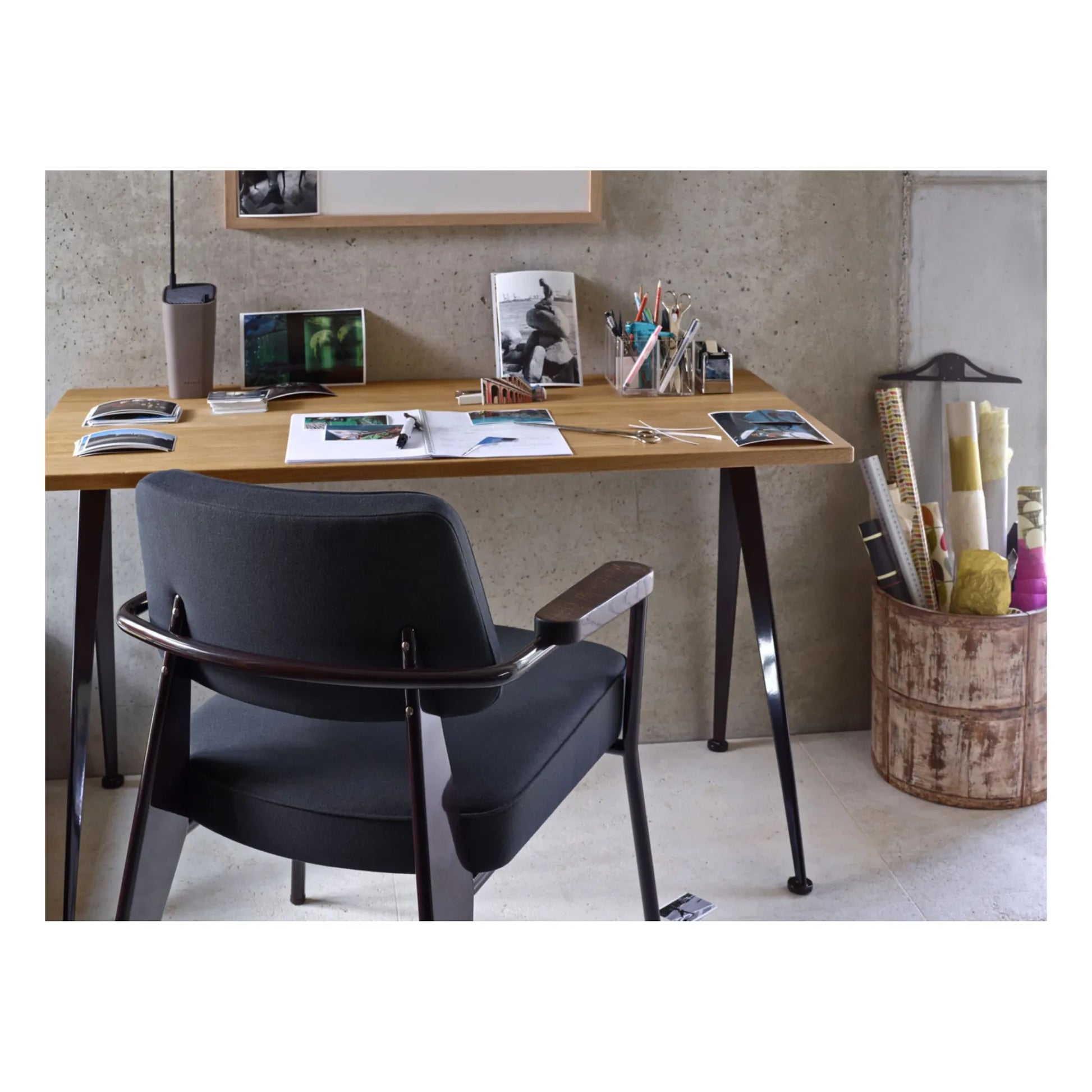 Vitra - Executive Chair, Black Base - Jean Prouvé | Dark grey