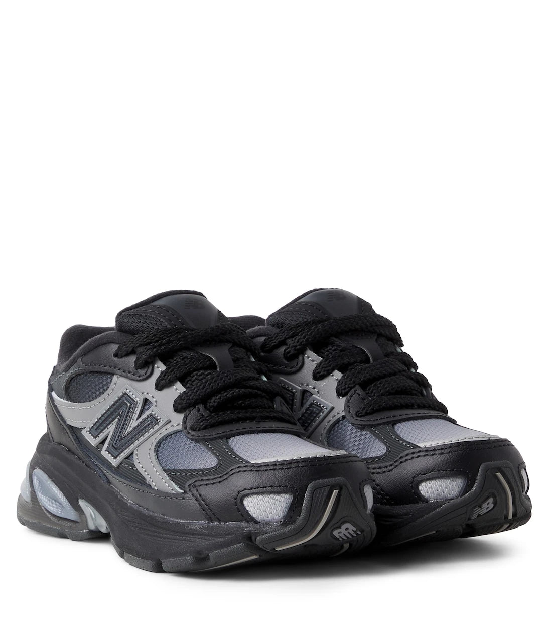 New Balance Kids - 2010 leather-trimmed sneakers