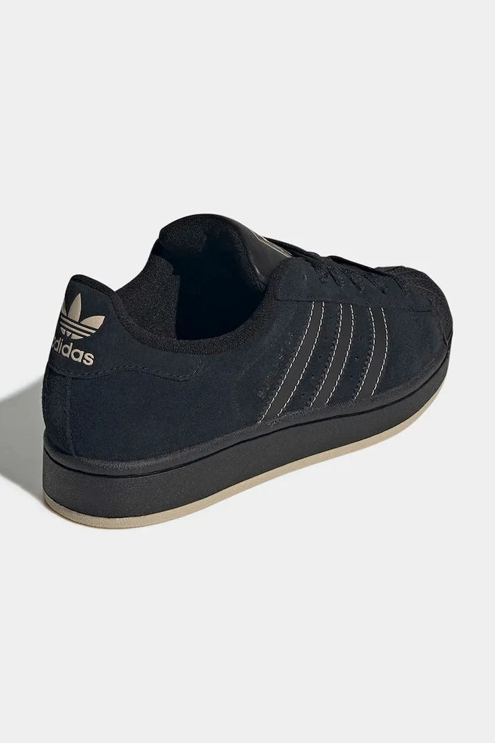 Детски кожени маратонки adidas Originals SUPERSTAR II