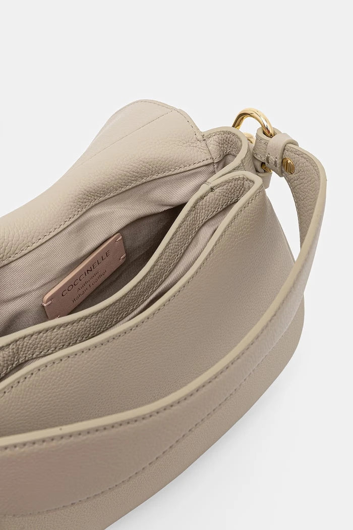 Coccinelle kadın deri crossbody çanta MAVERY