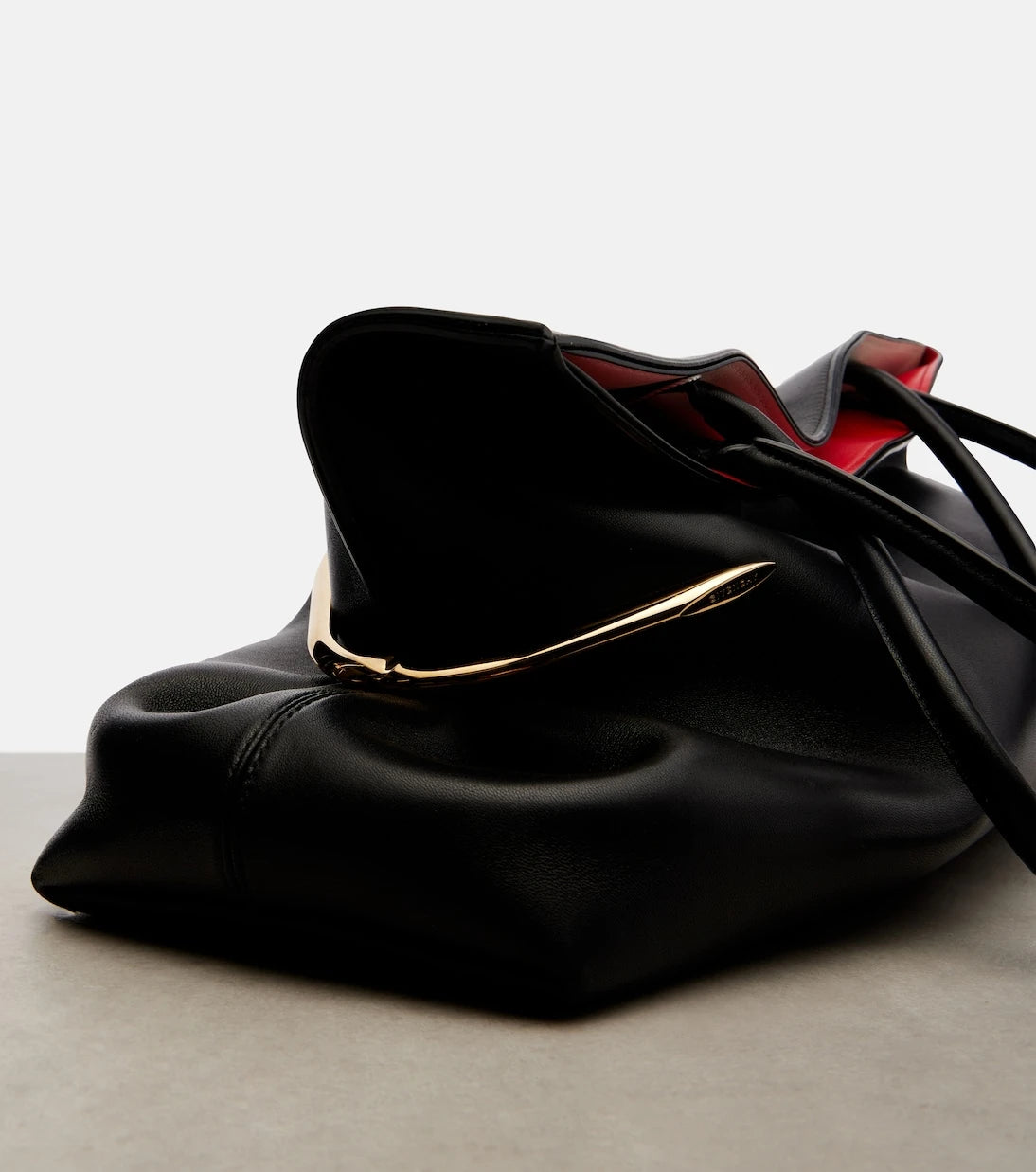 Givenchy - Pinch Squeezed Horizontal leather tote bag