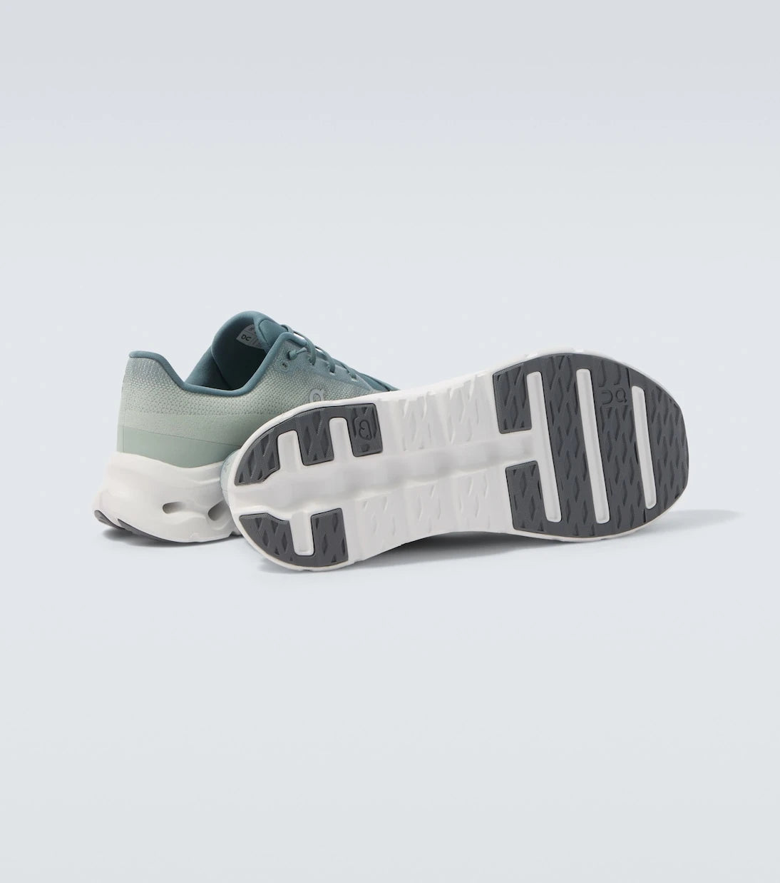 On - Cloudtilt running shoes