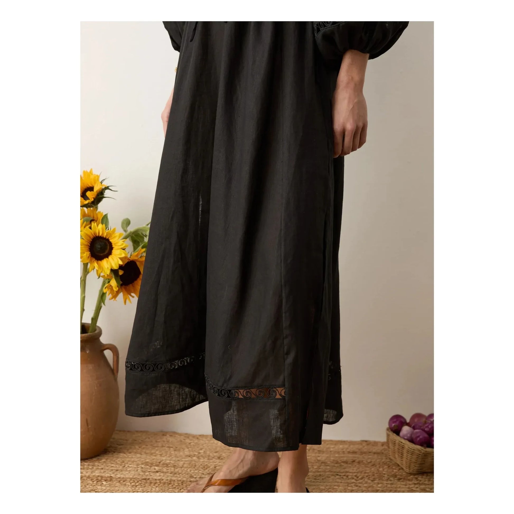 Boteh - Atlas Linen Smocked Dress | Black