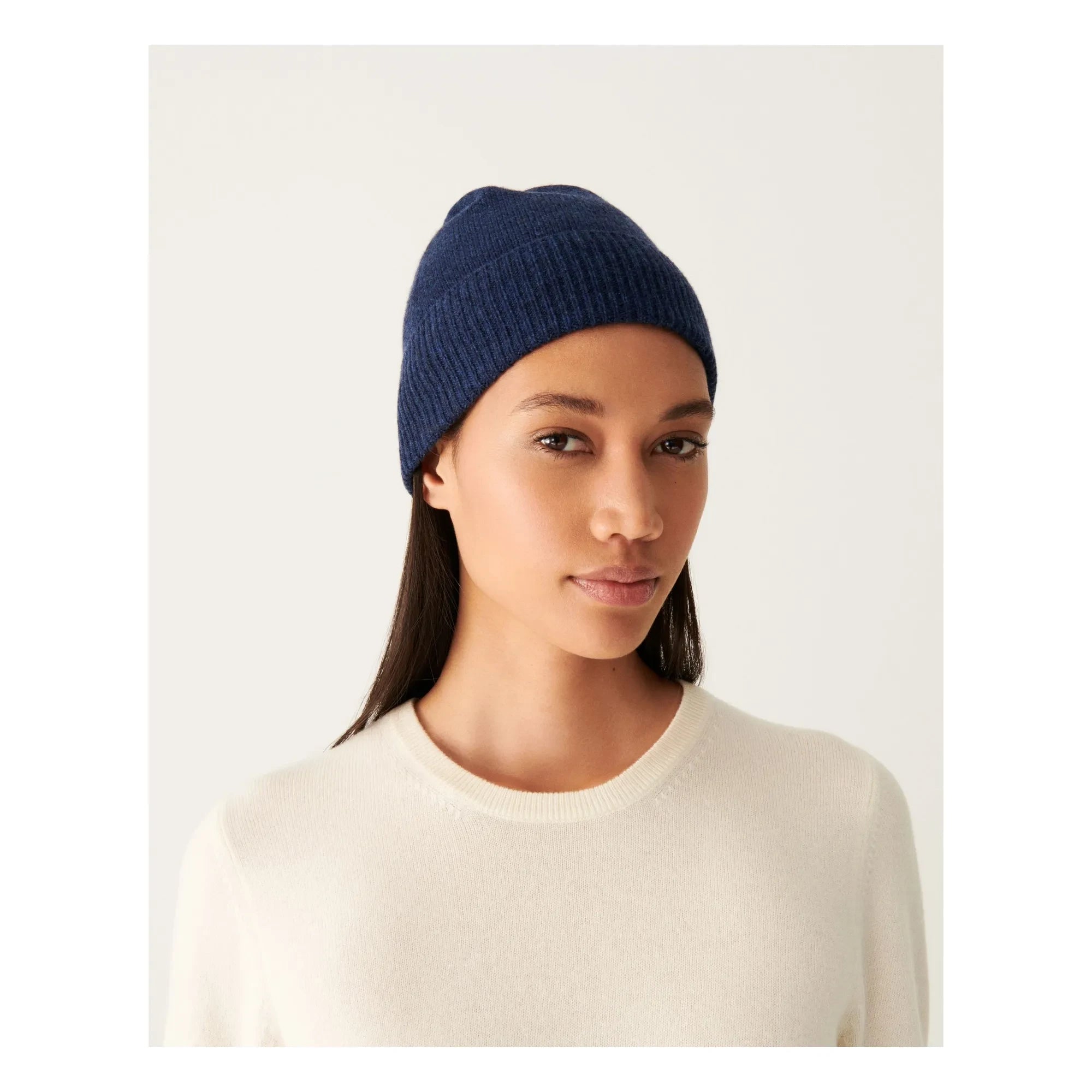 Bompard - Classic Cashmere Beanie | Navy blue