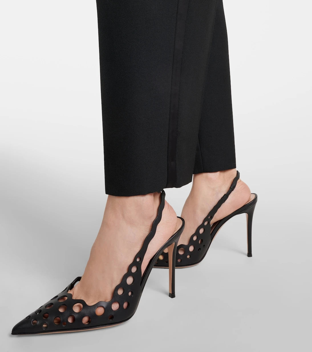 Gianvito Rossi - 95 leather slingback pumps