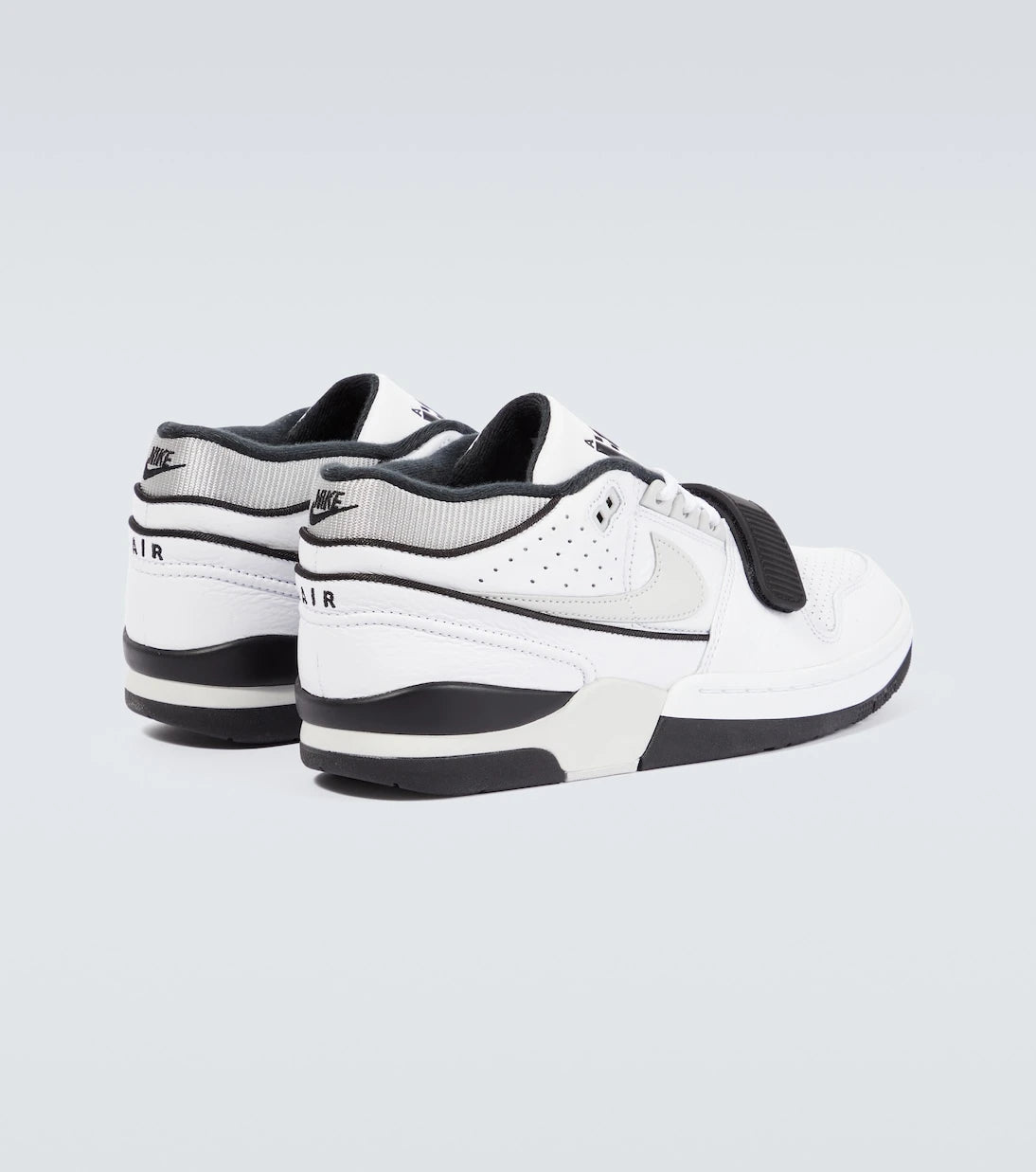 Nike - حذاء رياضي جلد Air Alpha Force 88