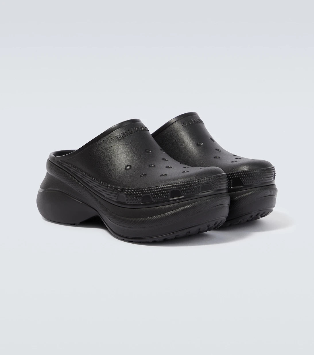 Balenciaga - x Crocs platform slides