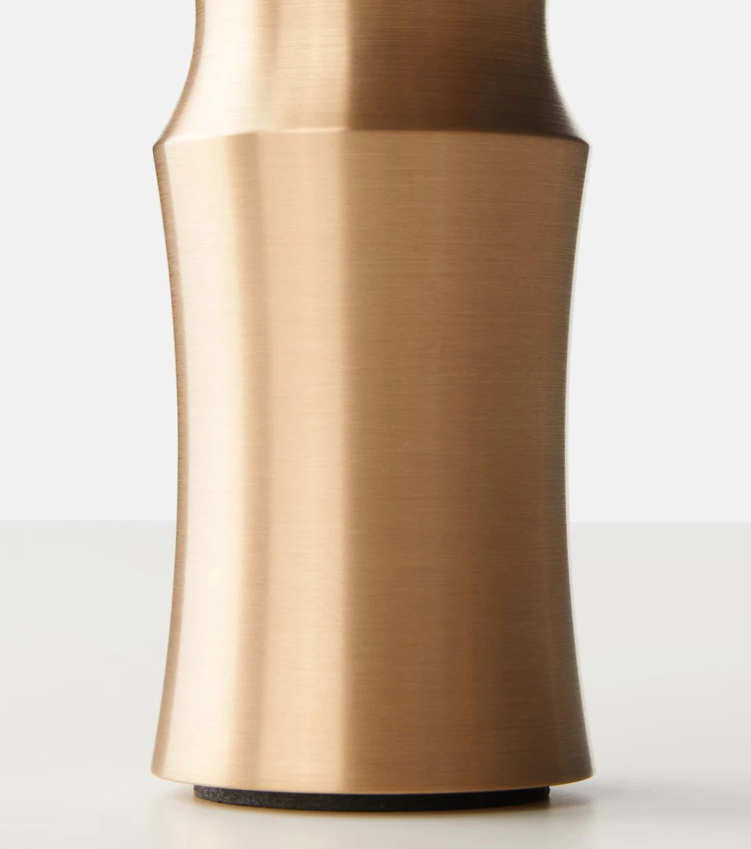 Michaël Verheyden - Spina bronze candle holder