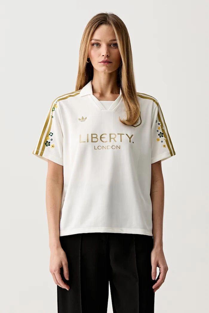 adidas Originals polo yaka kadın tişört
