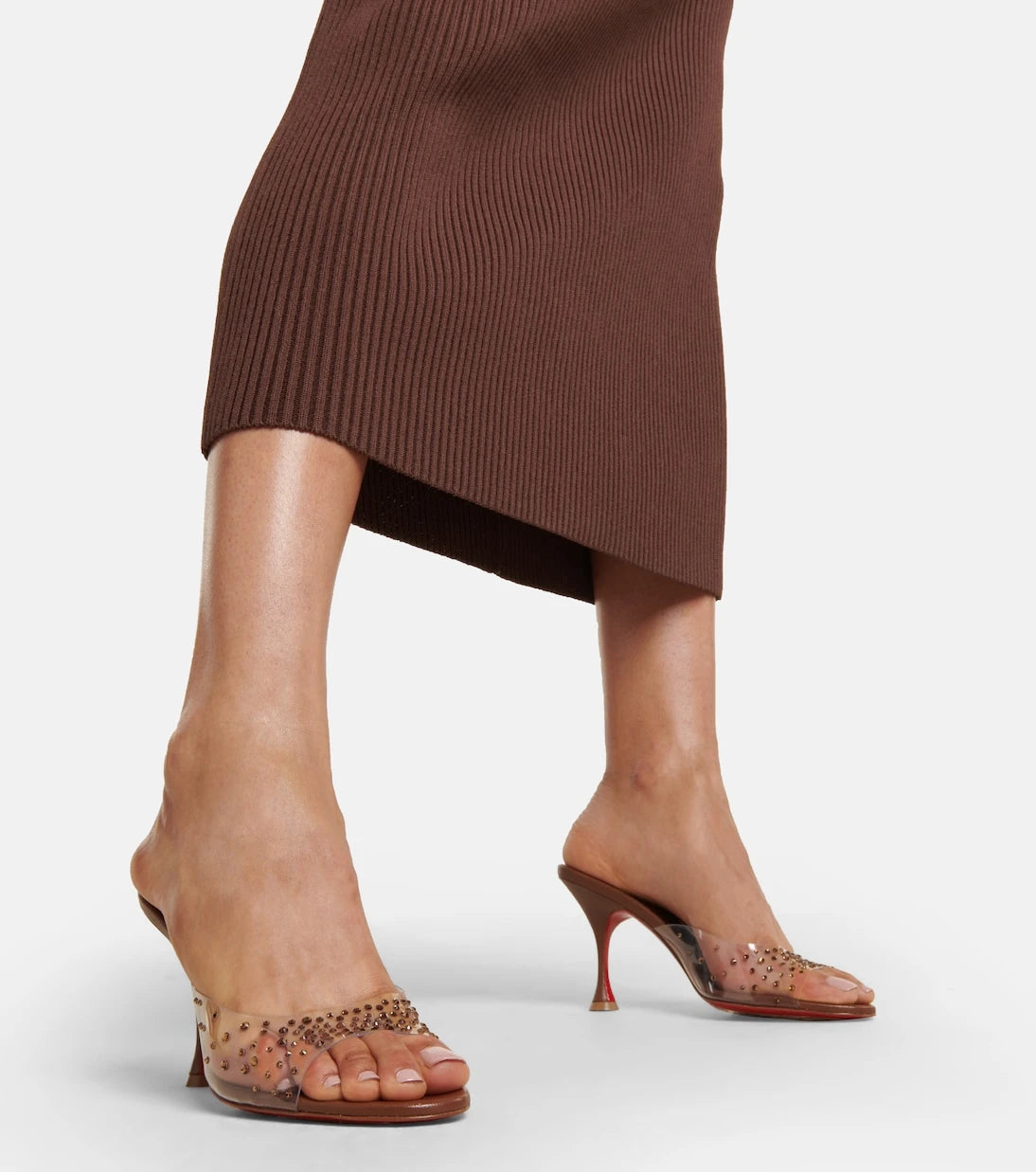 Christian Louboutin - حذاء ميول Nudes Degramule مزين بالترتر