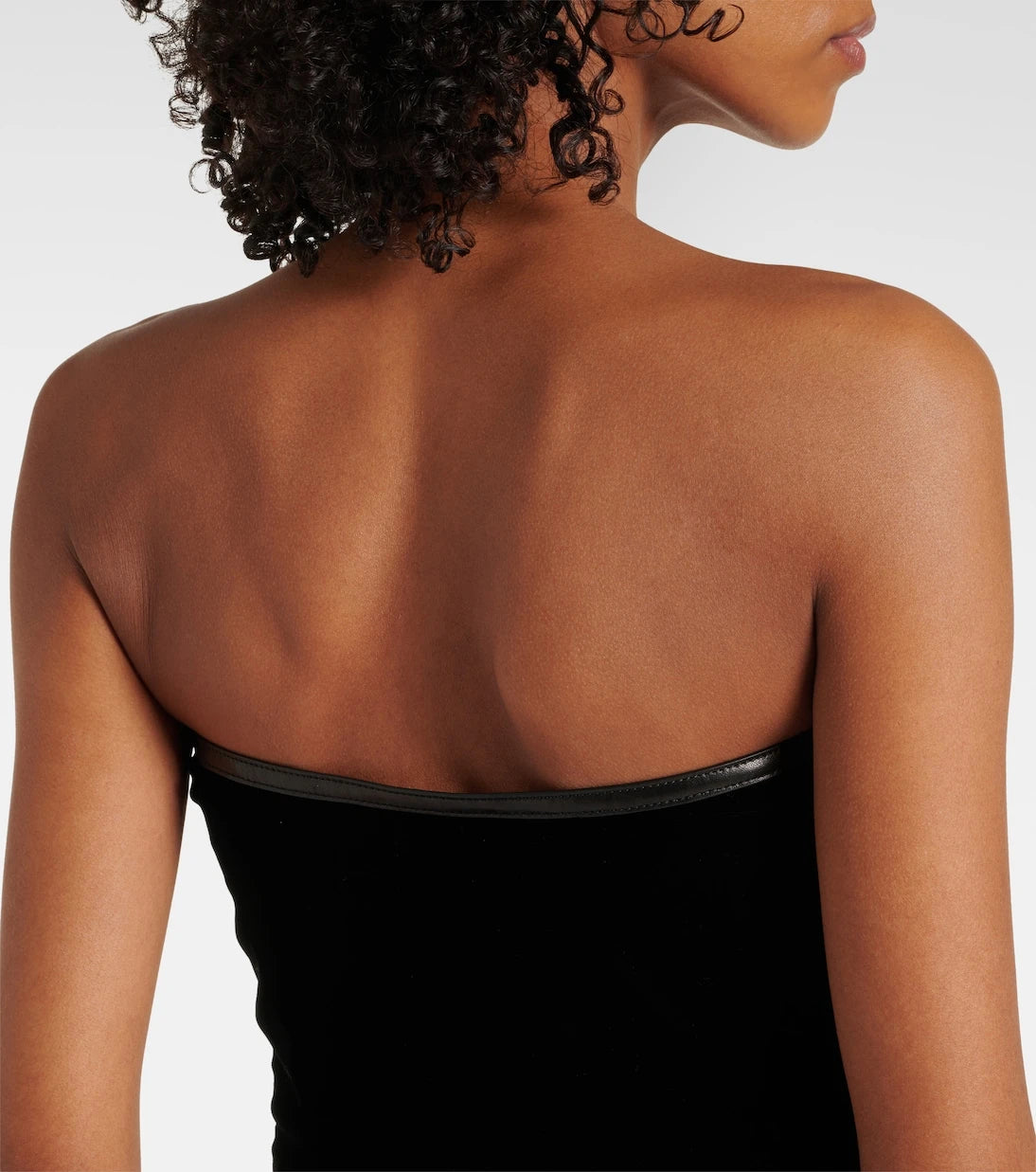 Tom Ford - Strapless velvet gown