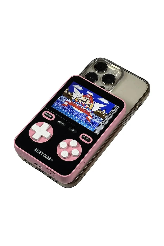 Reset Club Powerbank Gaming Dahili Oyun Konsollu Tam Şarj Cihazı 7,5 × 2 × 11,5 cm