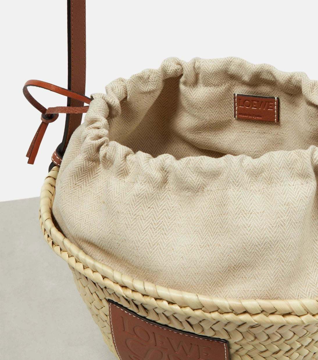 Loewe - Paula's Ibiza Anagram woven shoulder bag