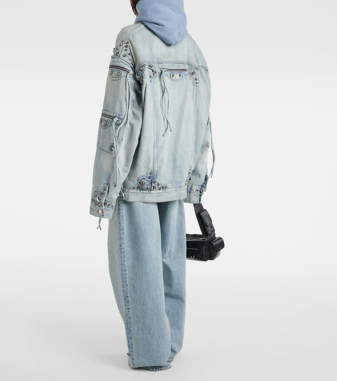 Balenciaga - سترة دينيم كاغول كبيرة الحجم