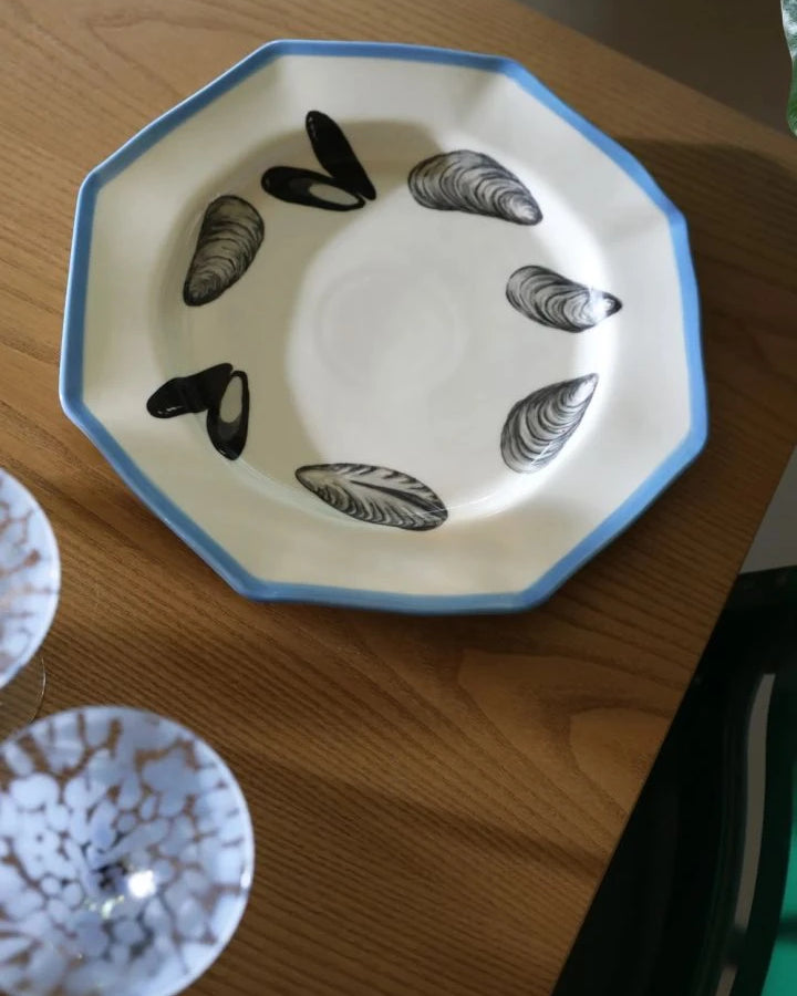 &Klevering - "Mermaid" Porcelain Plate with Mussels | Blue
