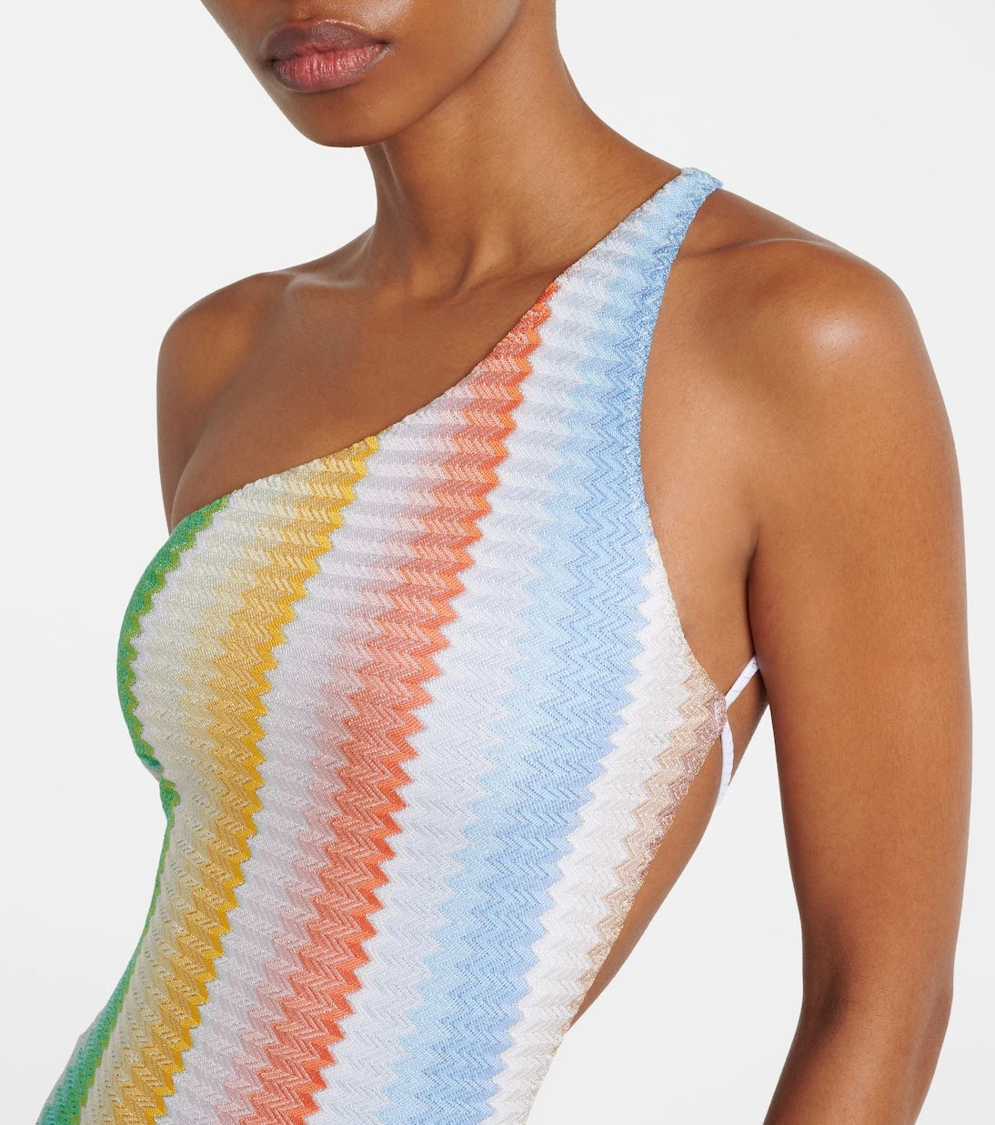 Missoni - مايوه لاميه بتصميم متعرج