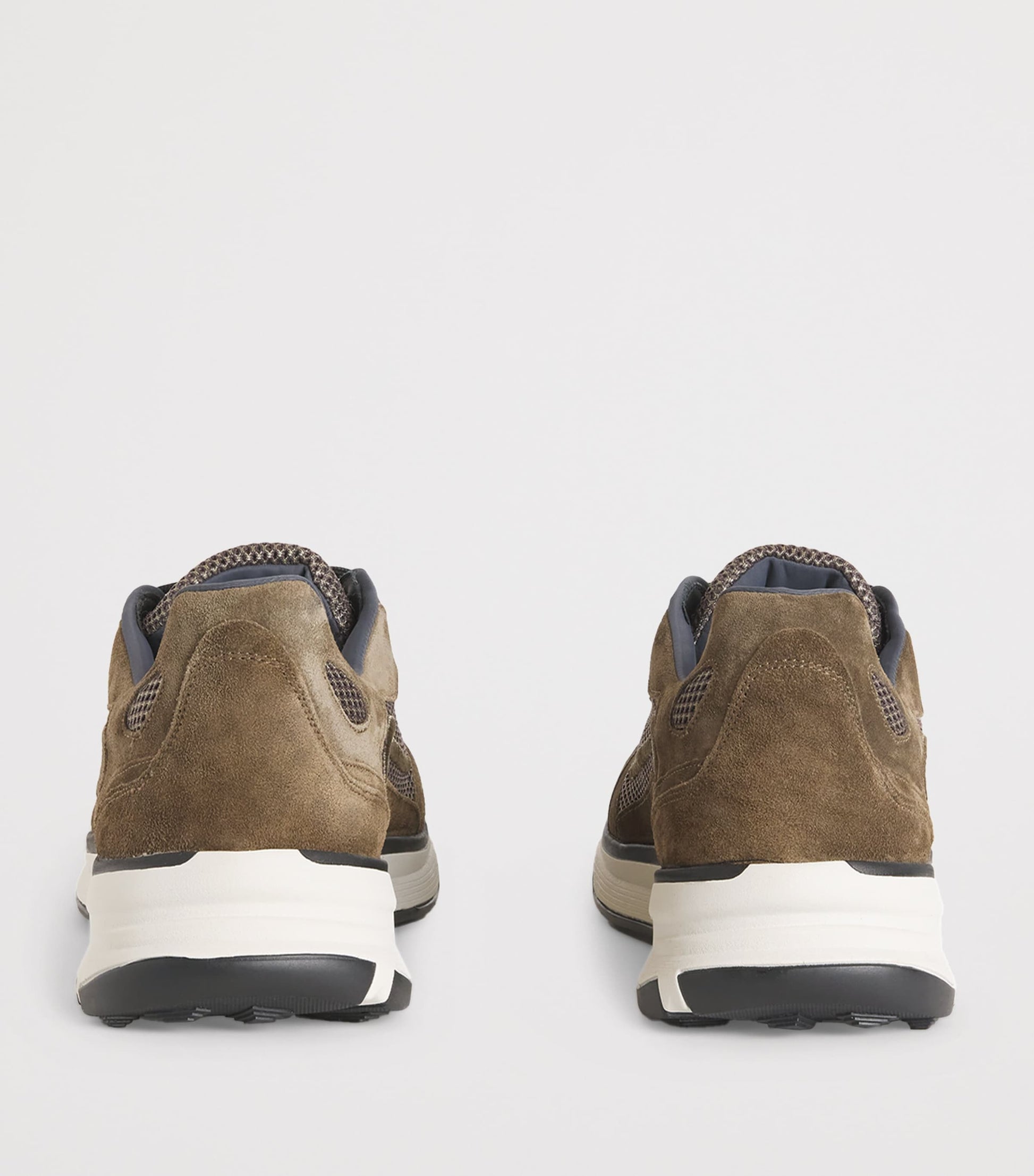 Suede Maggiore Sneakers