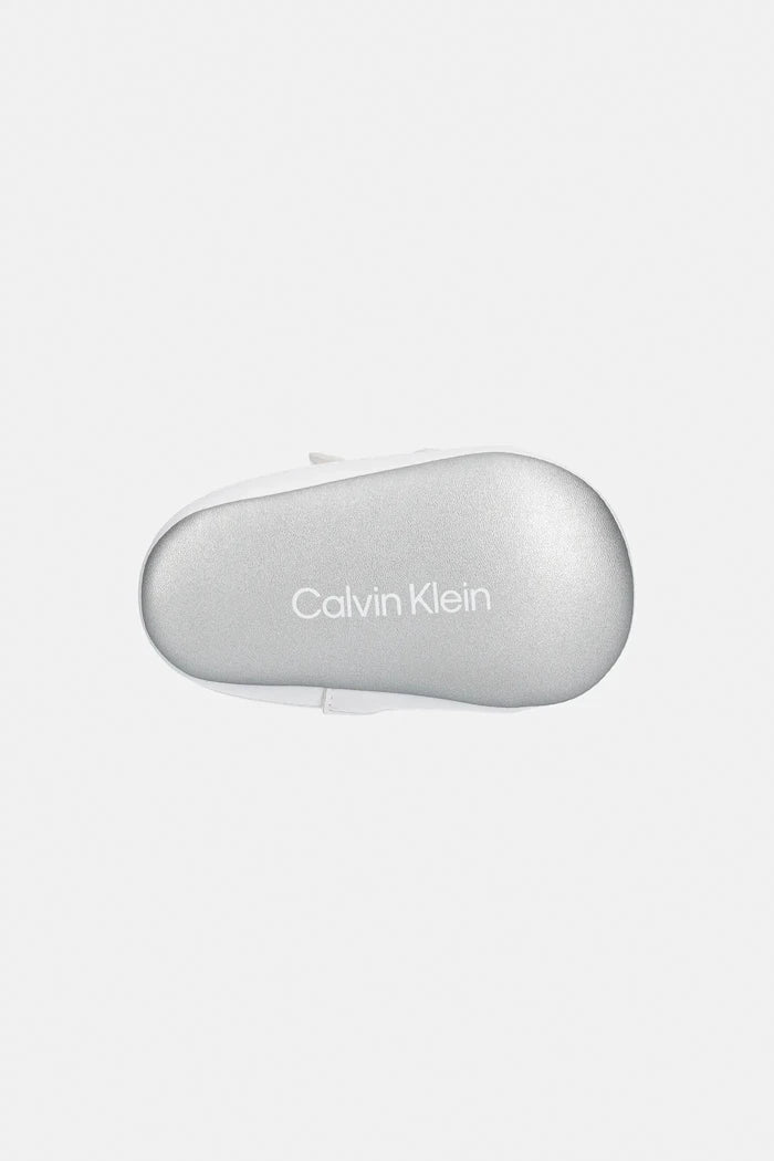 Бебешки обувки Calvin Klein Jeans