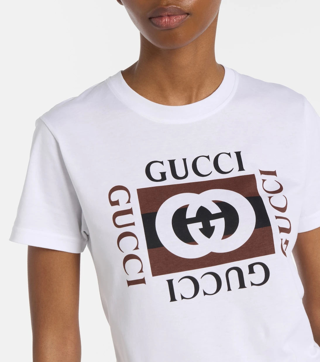 Gucci - تيشيرت من القطن بطبعة Interlocking G