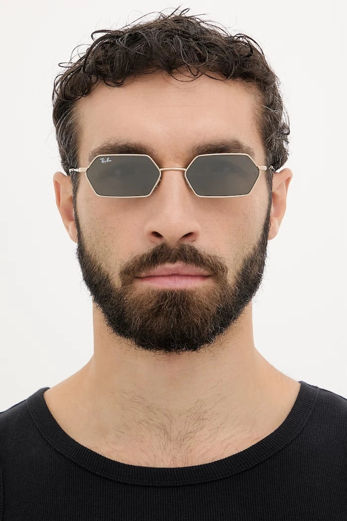 Ray-Ban güneş gözlükleri