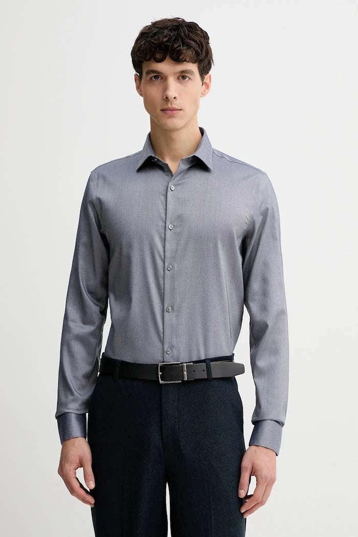 Риза Calvin Klein