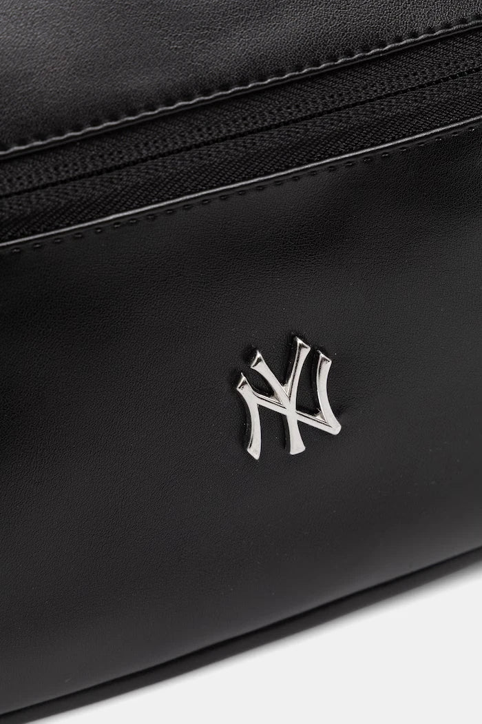New Era suni deri omuz çantası CAMERA BAG NYY