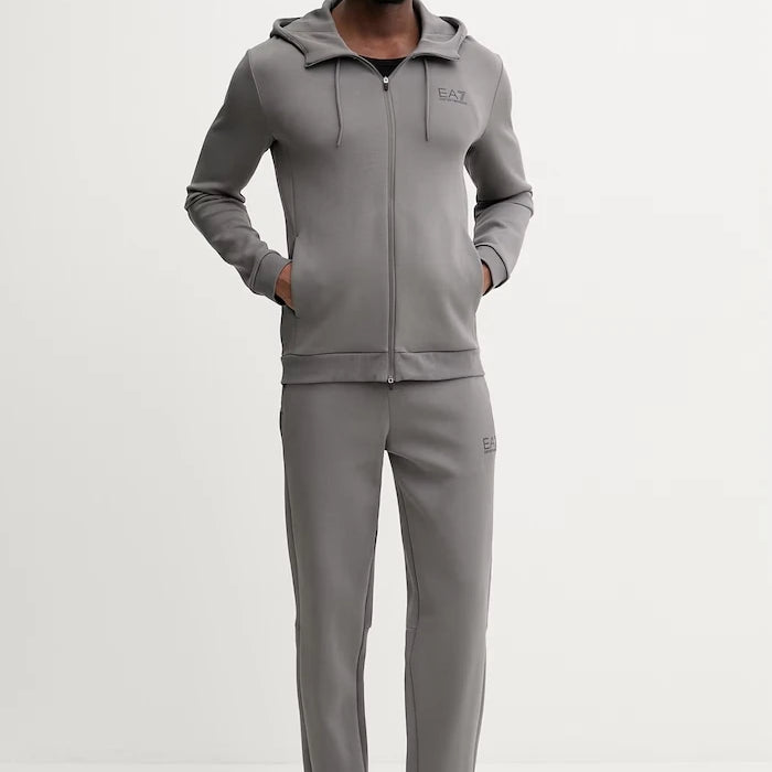 EA7 Emporio Armani pamuklu erkek eşofman takımı