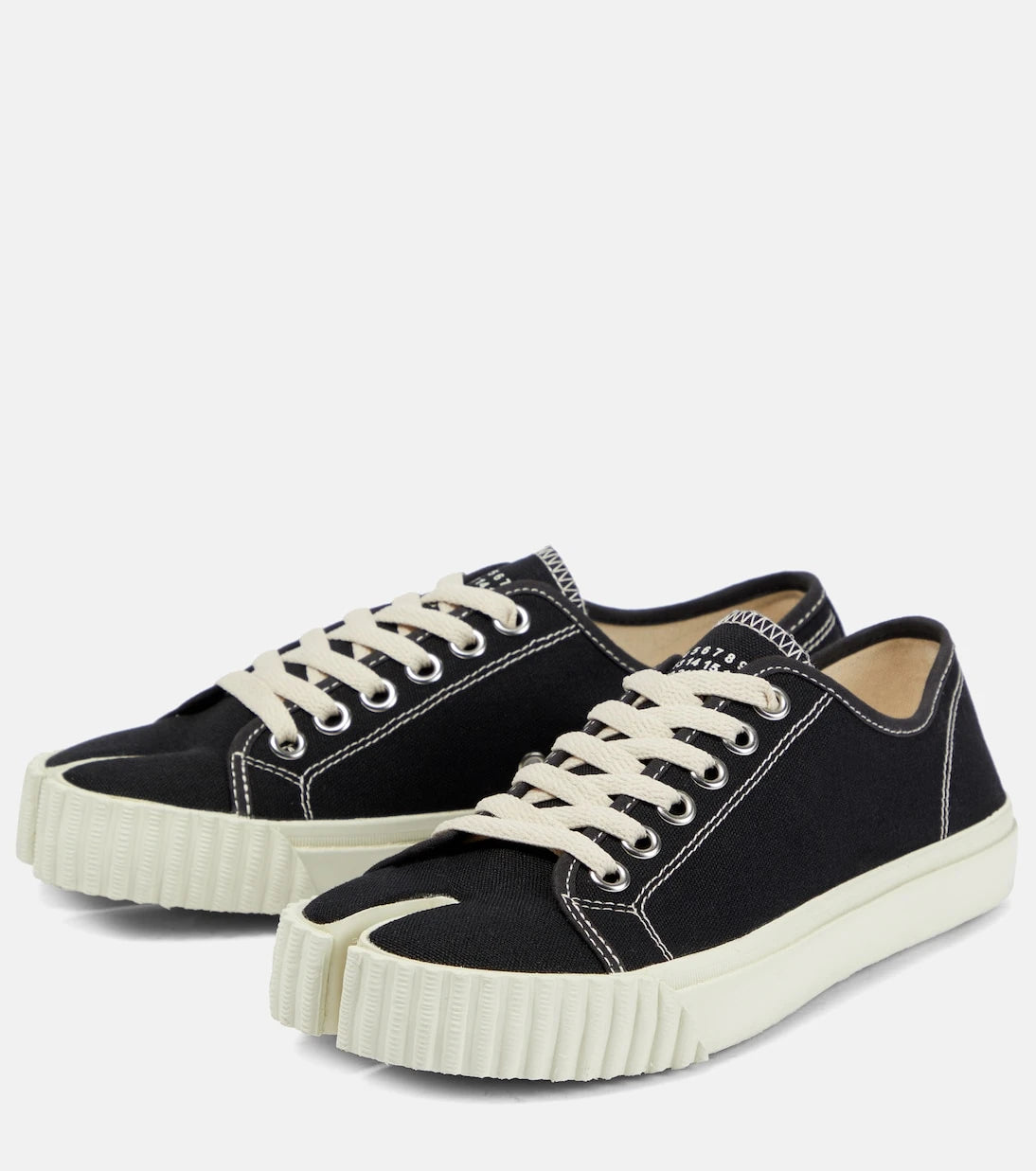 Maison Margiela - Tabi canvas sneakers