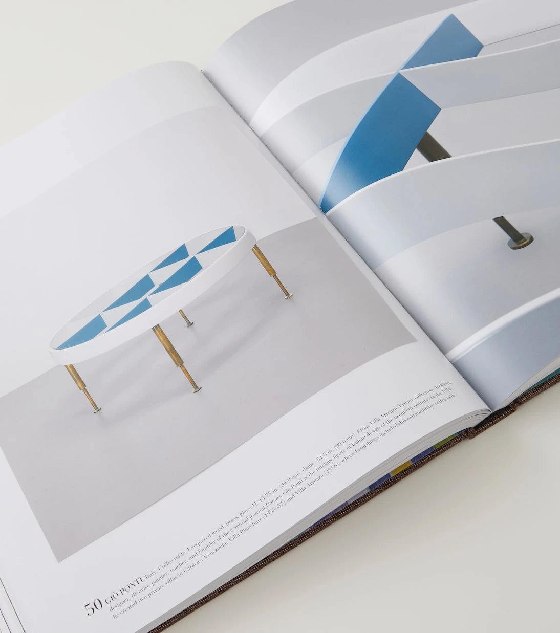 أسولين - كتاب المجموعة المستحيلة للتصميم
