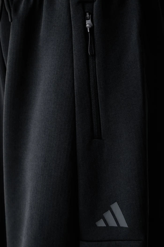 adidas kadın spor pantolonu Z.N.E